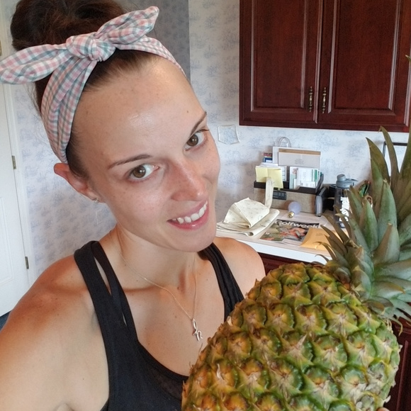 Hi!  I'm Ashley... - Picture 7 of 8